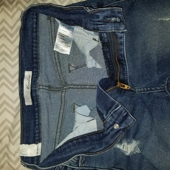 KanCan Ripped Jeans - Picture 3 of 6